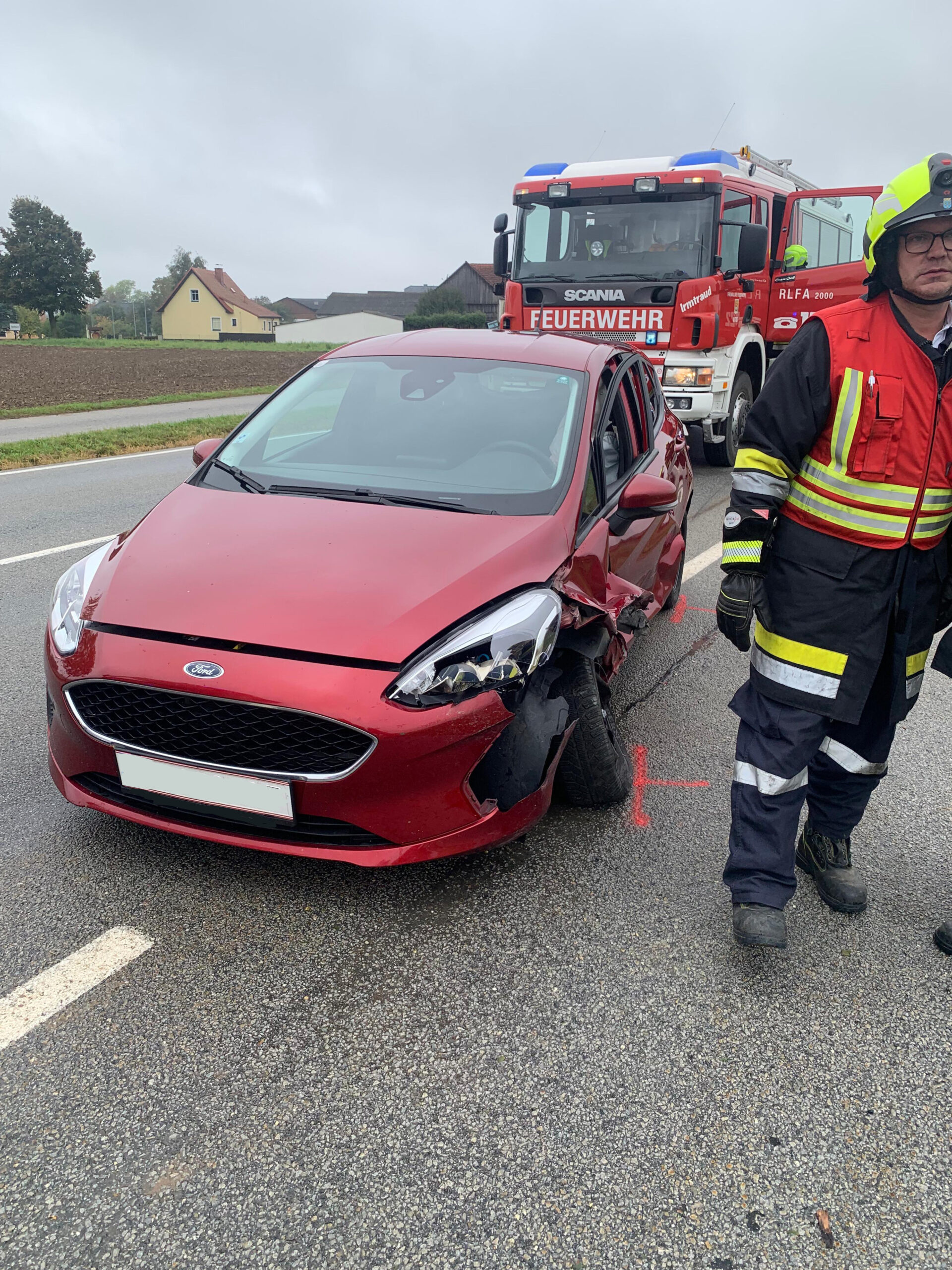 T2-Verkehrsunfall zwischen Vitis und Schwarzenau